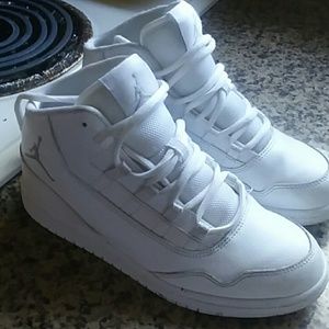 Jordan  Good takin care of Condition