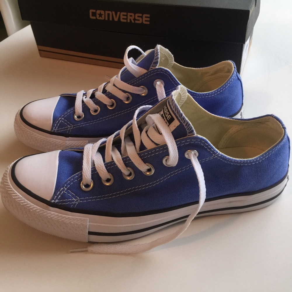 Converse Low Tops