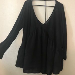 UO black kimichi blue top
