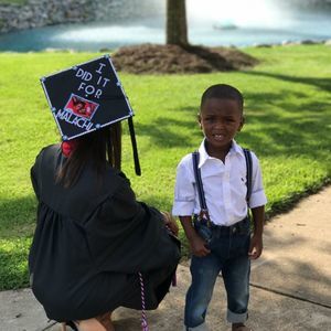 Meet your Posher, Iona