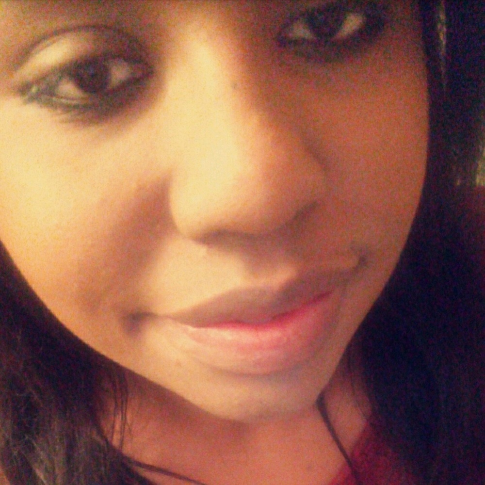 Meet your Posher, Aleczana