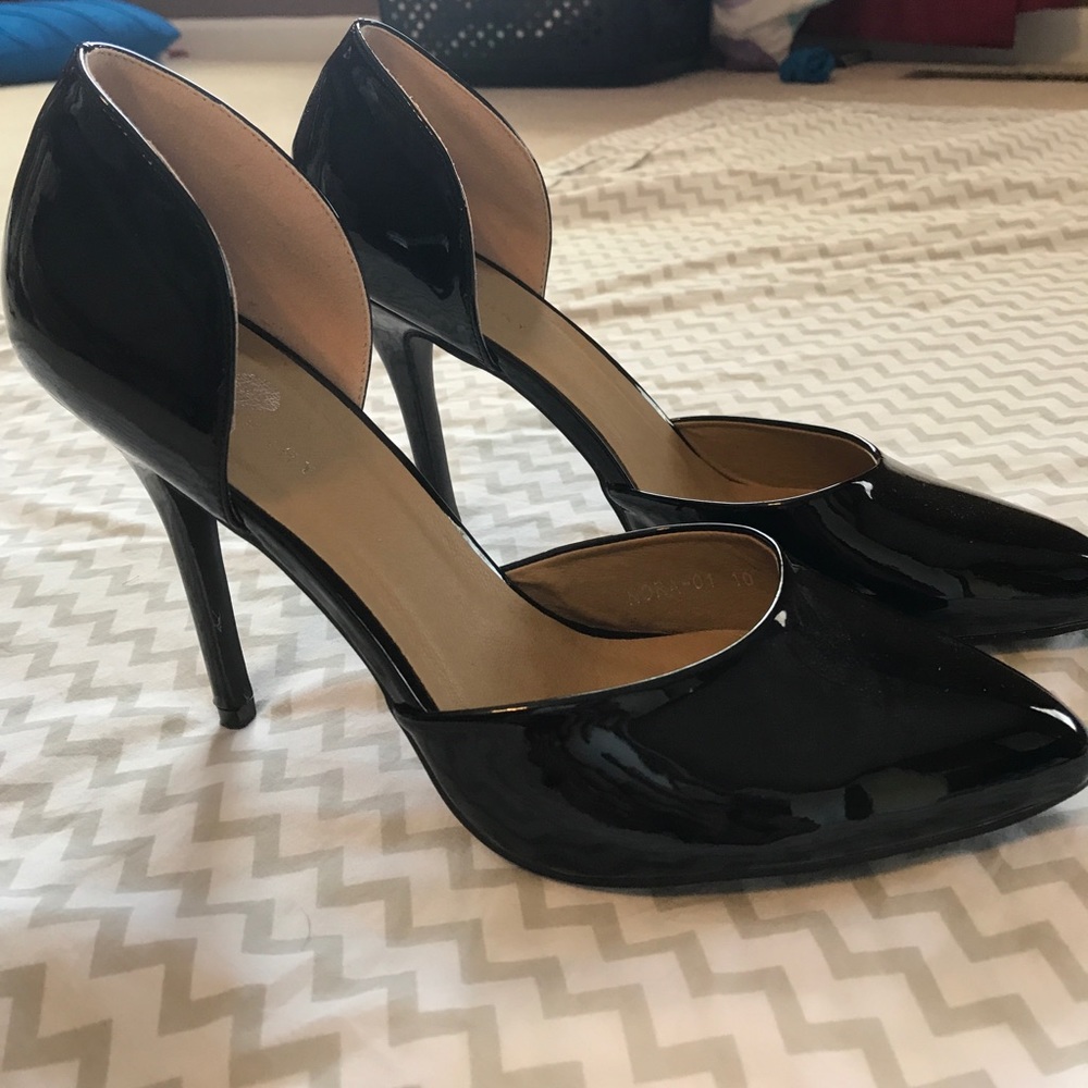 Black heels