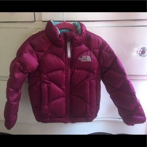 2T north face puffer 550 jacket EUC