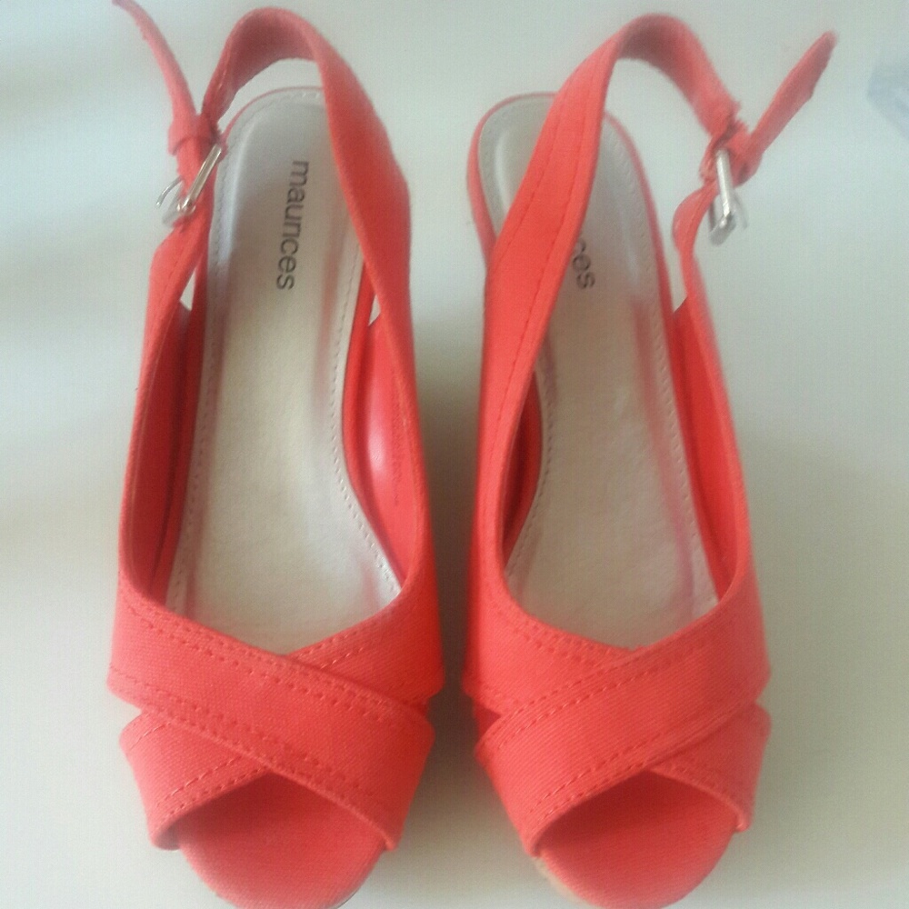 Wedge shoes