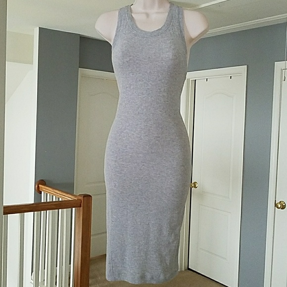 Dresses & Skirts - Light grey midi