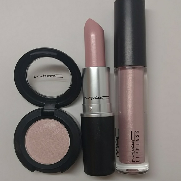MAC Cosmetics Other - MAC set