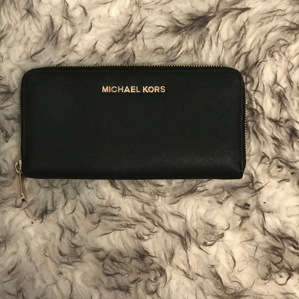 Micheal Kors Wallet