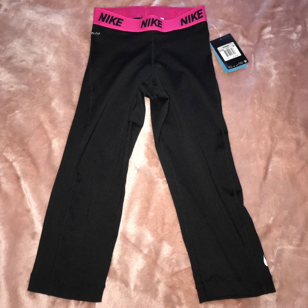 Nike cropped leggings
