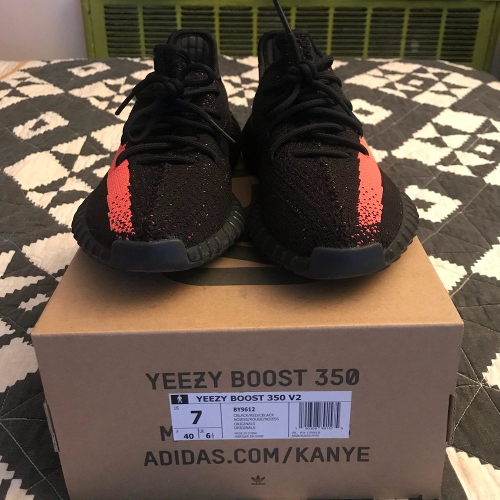 Yeezy Boost V2 sz 7