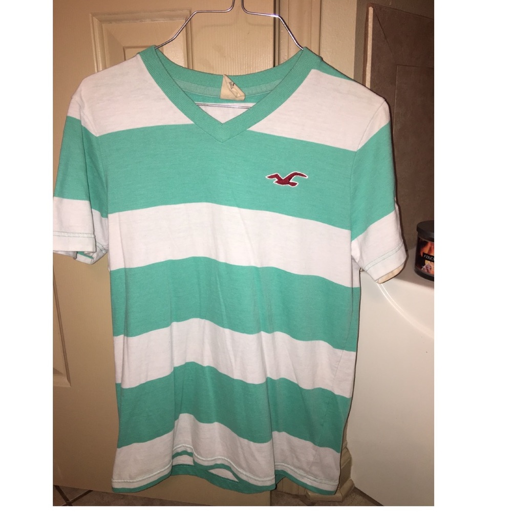 Men's V-Neck