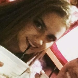 Meet your Posher, Mikayla