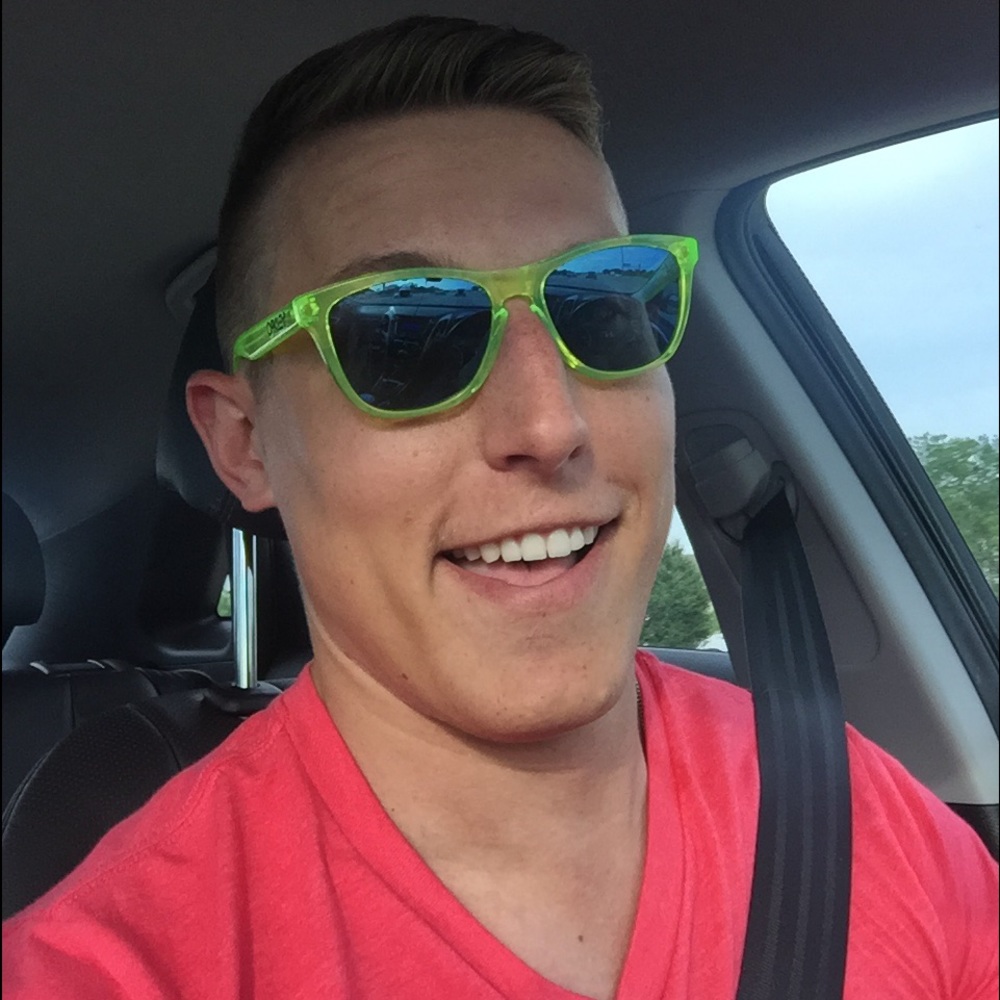 Meet your Posher, Kris