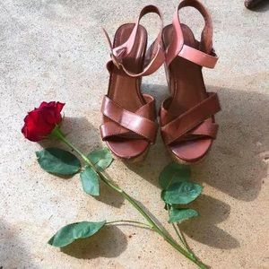 Chinese laundry wedges size 6.5