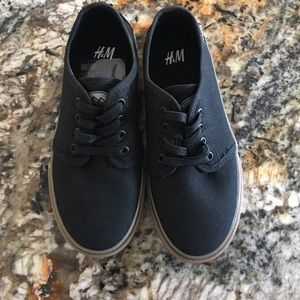 Nwot Boys size 13 slip ons