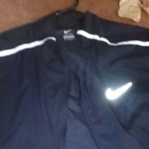 Nike jacket warmer moisture control material great