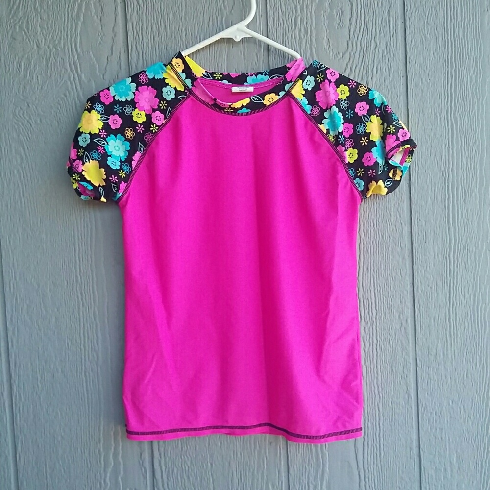 Girls size 16 swim cover up shirt. Pink/ flowers