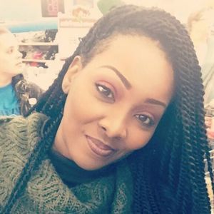 Meet your Posher, Lauren