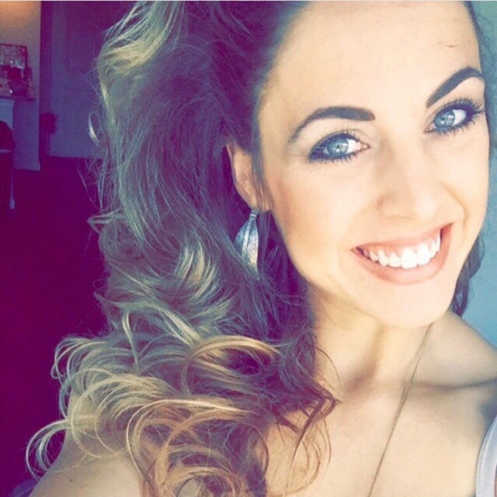 Meet your Posher, Amber