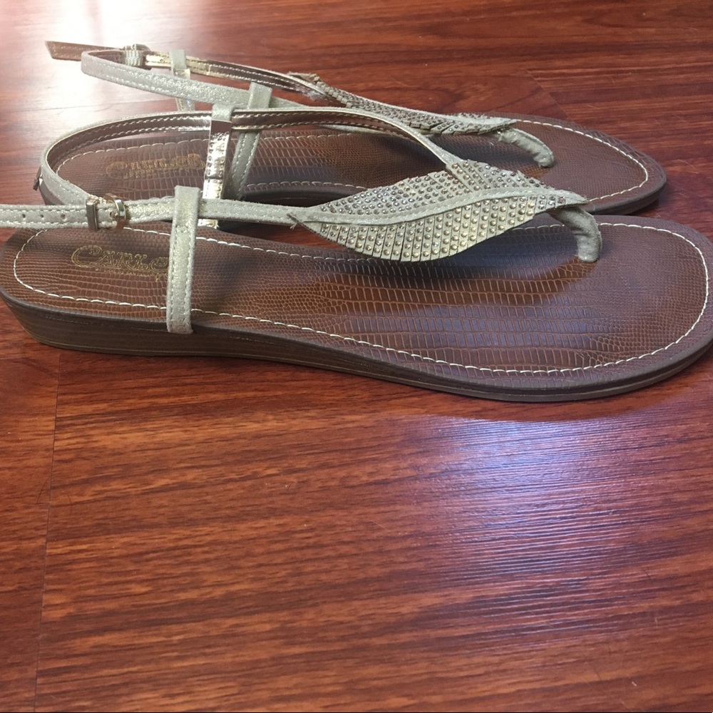 Sandals - Picture 2 of 2