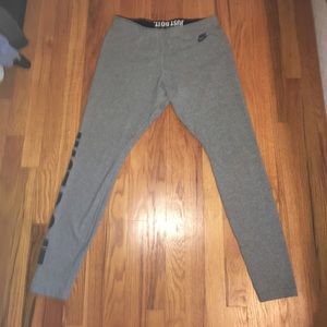 Nike Sweatpants/Leggings Size XL
