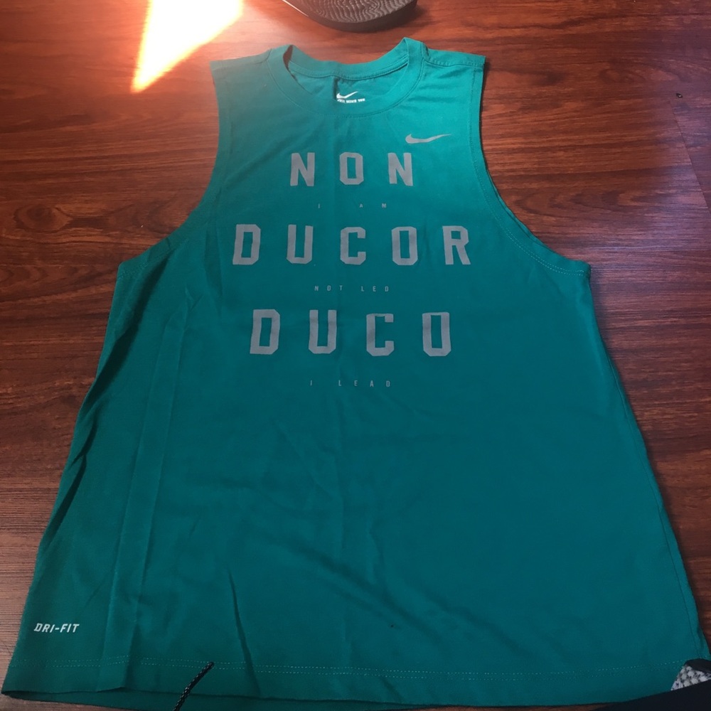 Nike muscle tank