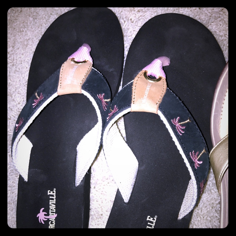 Margaritaville flip flops size 8