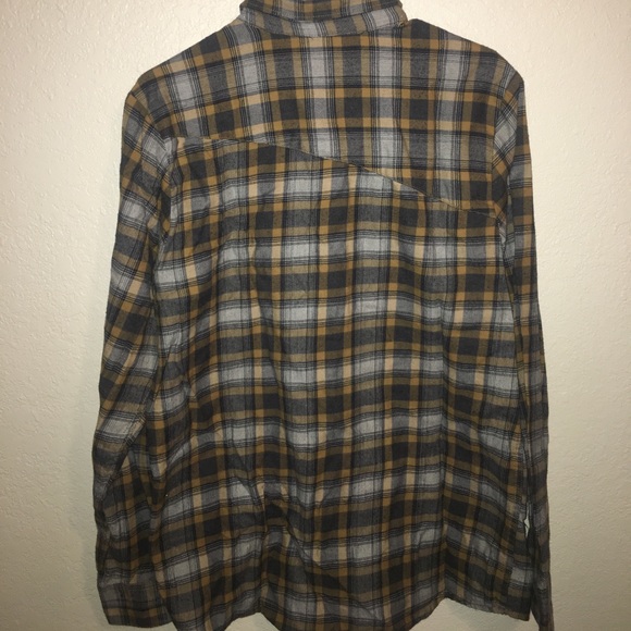 Volcom Flannel - Picture 2 of 2