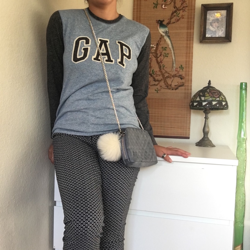 GAP Long Sleeve Shirt