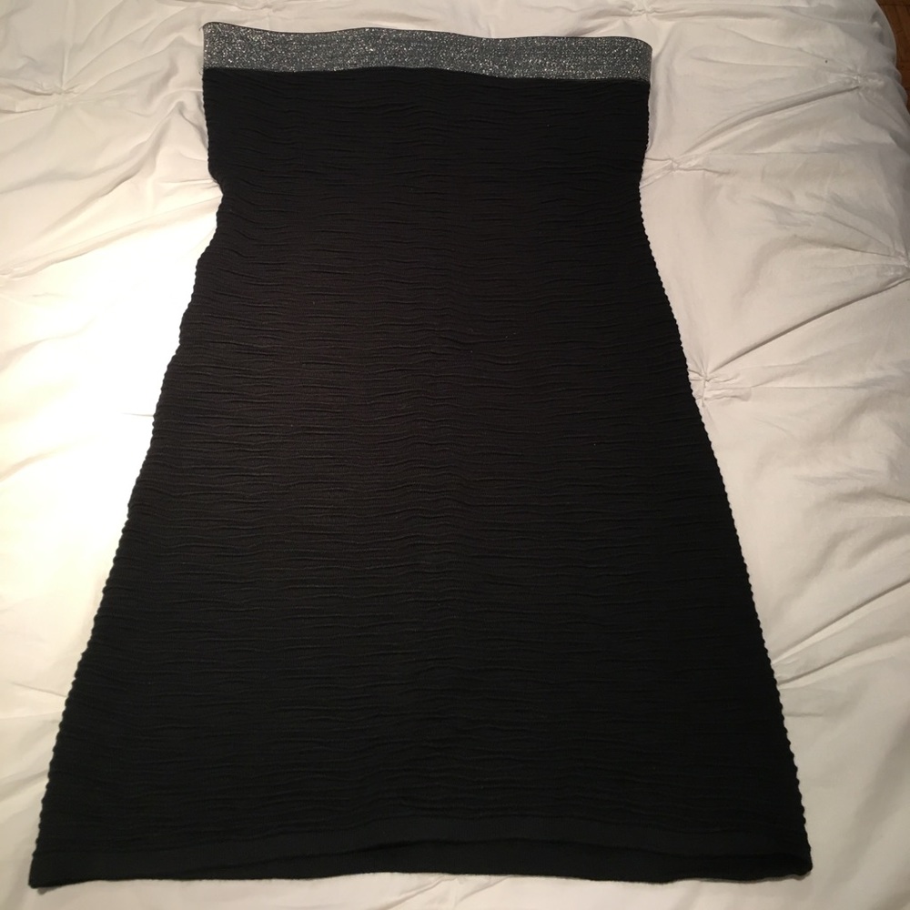 Black strapless dress