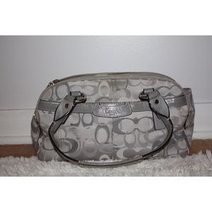 GREY COACH SIGNATURE CARRY ALL PURSE