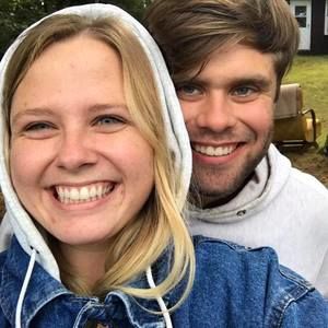 Meet your Posher, Becca