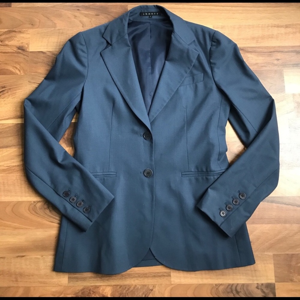 Theory Blazer like new!!