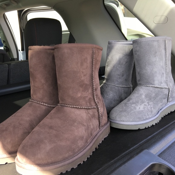 🍂BRAND NEW!!! 🍂🍁🍁FALL🍁🍁UGG Boots. Size 6. - Picture 7 of 8