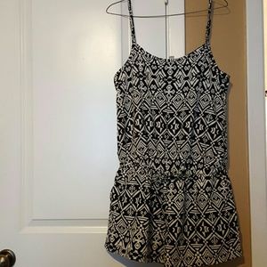 Women Shorts Romper by Threads 4 Thoughts Sz M