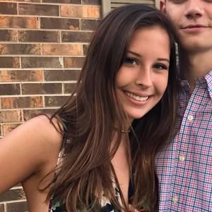 Meet your Posher, Maura kate