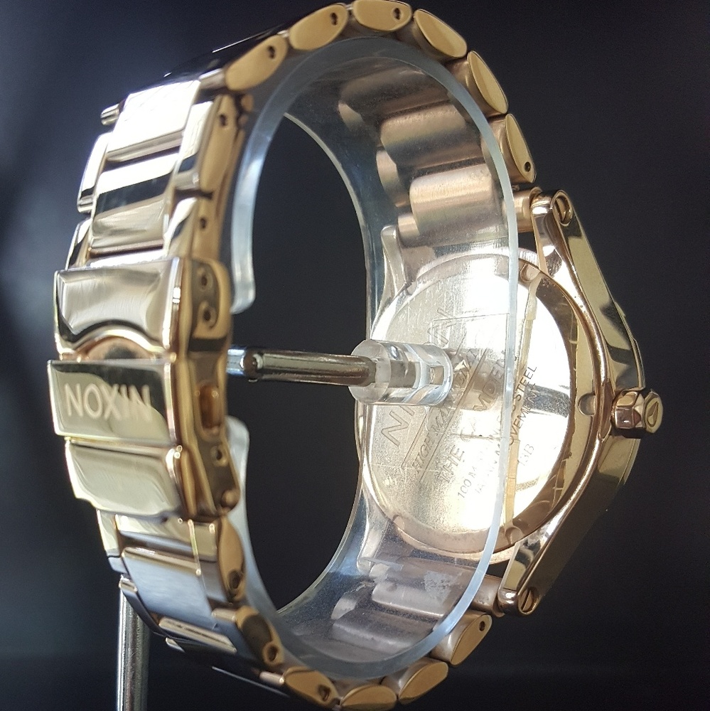 Nixon Rose Gold Camden View 3