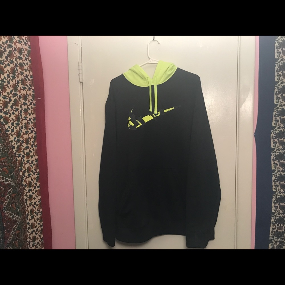 Nike Therma-Fit hoodie! Size XL