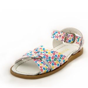 Girls size 11 saltwater sandals
