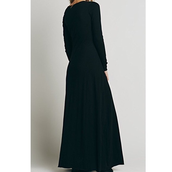 Sisters of the Moon - Picture 3 of 4