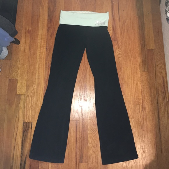 Victoria’s Secret PINK Yoga Pants Size S - Picture 1 of 3