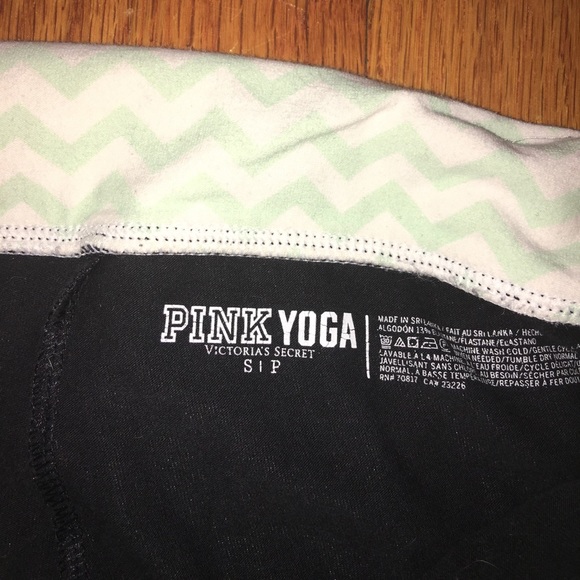 Victoria’s Secret PINK Yoga Pants Size S - Picture 3 of 3