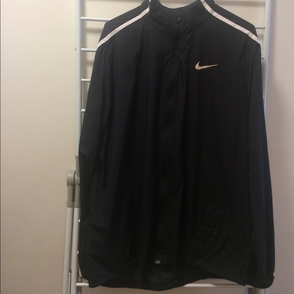 Nike Light Running Jacket - Picture 3 of 7