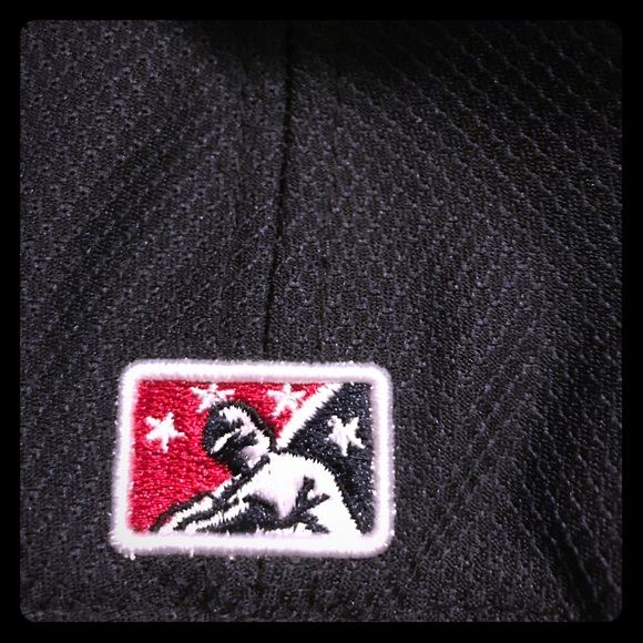 Fitted Cap ❌SOLD - Picture 2 of 3