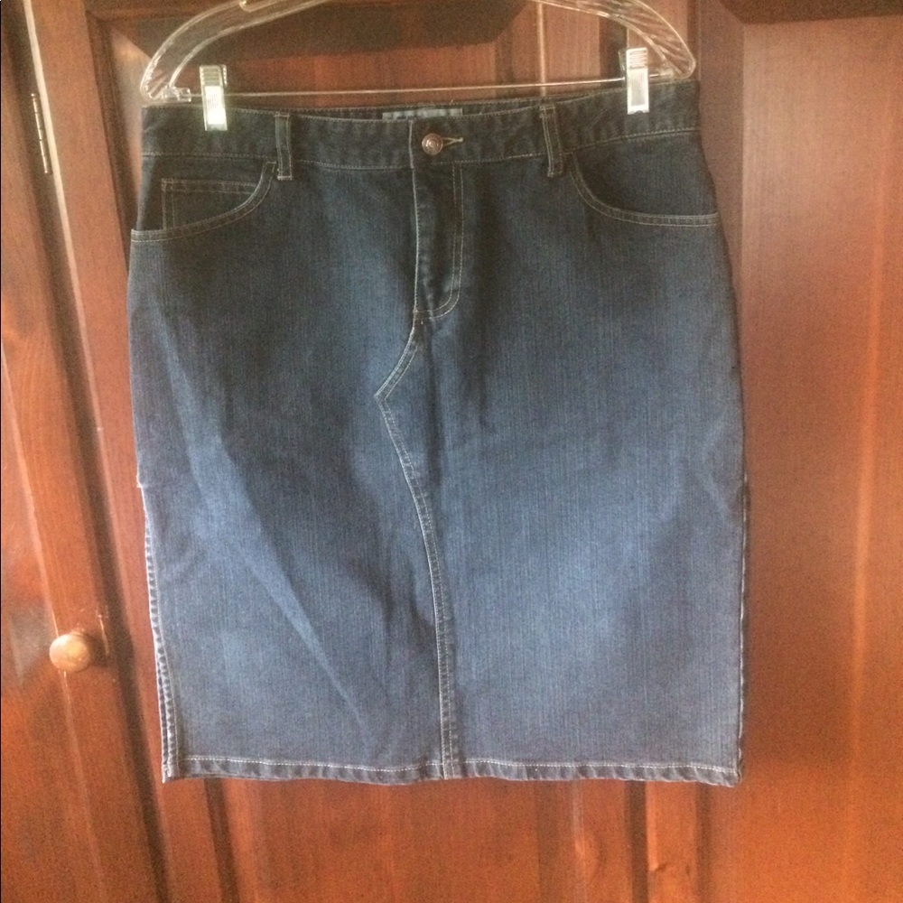 👩‍🌾OLD NAVY Stretch denim skirt 👩‍🌾