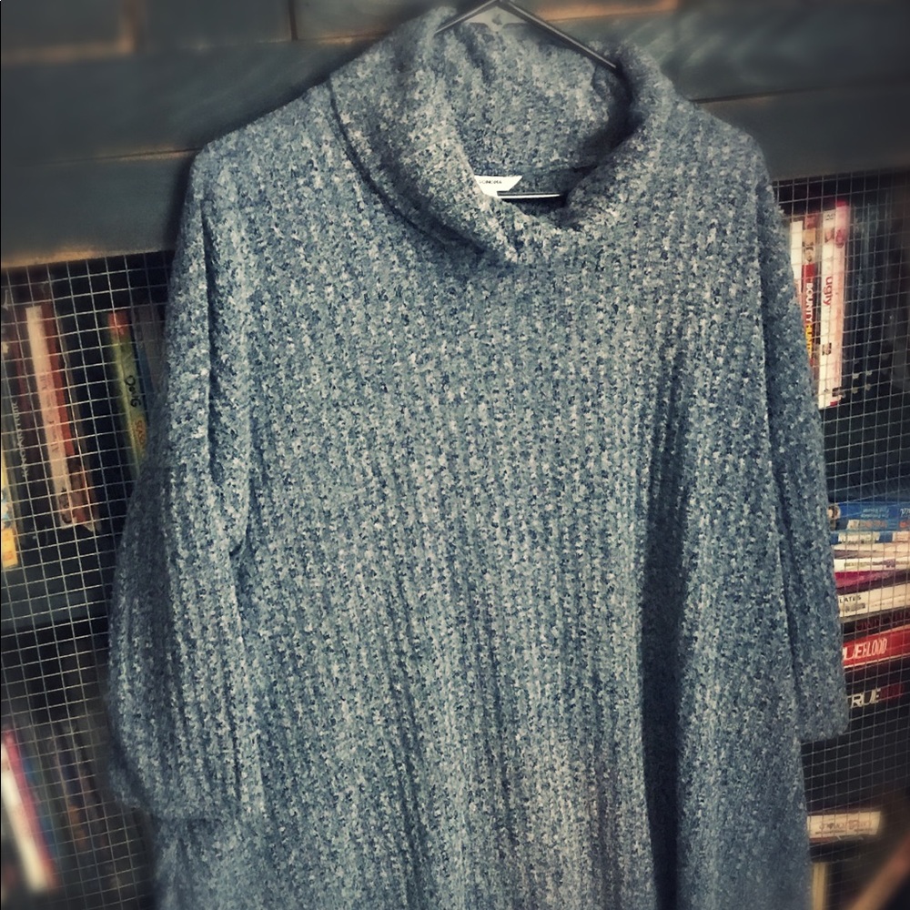 Women's blue/grey Sonoma sweater! Very cozy!!