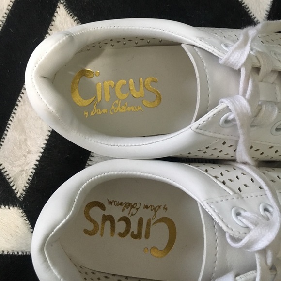 Circus sam Edelman white tennis shoes! - Picture 6 of 7