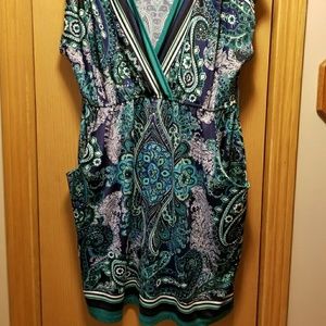 Maurices Kimono style paisley dress w/ pockets!