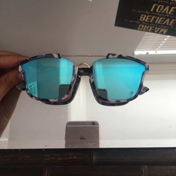 Mirror sunglasses - Picture 2 of 4