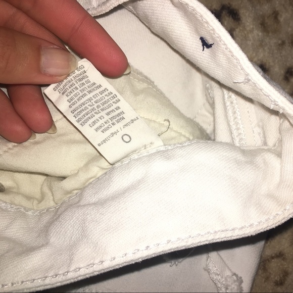 CLOSET CLOSING - Picture 3 of 5