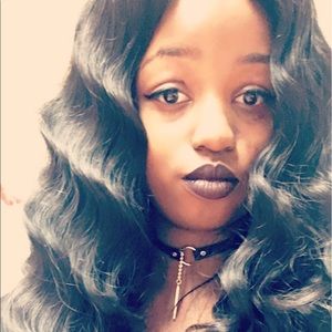 Meet your Posher, Cierra